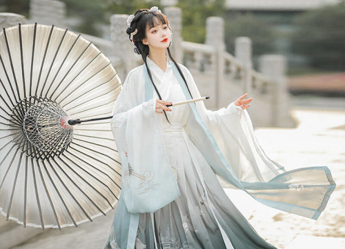 古风服装店铺名字 好听的汉服店铺名字2024
